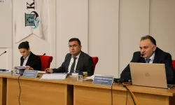 Konya'da fakülteli öğrencilere ticaret sicili uygulamalı anlatıldı