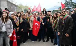 Bursa’da ‘Kuruluş Orhan’ Rüzgarı! Sevilen Oyuncular Fetih Coşkusuna Ortak Oldu.