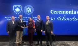 Rifat Hisarcıklıoğlu'na Kosova Cumhurbaşkanlığı Liyakat Madalyası