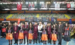 Trabzon'da halk oyunlarında çifte şampiyonluk