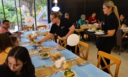 Antalya'da çölyak hastaları glütensiz sofrada buluştu