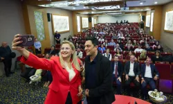 İstanbul Bakırköy Belediye Başkanı üniversitelilerle buluştu