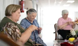 İzmir'de ilmek ilmek dayanışma