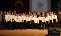 Kütahya'da minik seslerden türkü şöleni