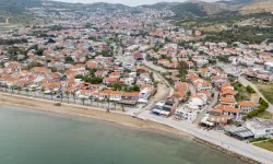 Yeni Foça'da tarihi dere yatağı güçlendiriliyor