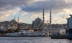 Meteoroloji'den Uyarı: İç Bölgelerde Sağanak, Marmara ve Ege'de Fırtına Bekleniyor