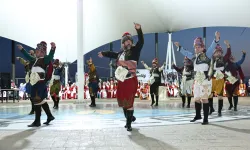 Sakarya Bayraktepe'de Maarif Halk Dansları Şenliği büyük ilgi