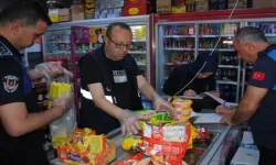 Şanlıurfa Zabıta'dan Marketlere Sıkı Denetim: Tarihi Geçmiş Ürünlere Ceza Kesildi