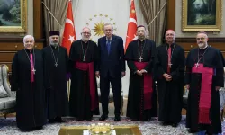 Cumhurbaşkanı Erdoğan, Kırgızistan Dışişleri Bakanı ve Katolik Heyeti Kabul Etti