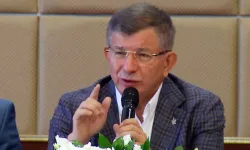 Davutoğlu siyasetten çekildi, Gelecek Partisi kapandı
