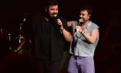 Murat Dalkılıç ve Eser Yenenler'den Çeşme'de Sürpriz Düet
