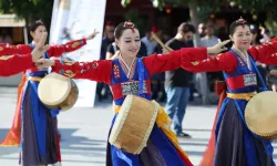 Halk dansları rüzgârı Bursa'nın dört bir yanını sardı