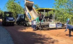 Kocaeli Büyükşehir'den Yuvacık'ta yol yenileme
