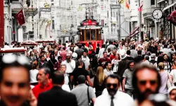 TÜİK 2025 Nüfus Verileri: Türkiye Dünya Sıralamasında 18. Sırada