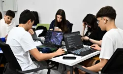 Muratpaşa Belediyesi'nden Ücretsiz Yapay Zeka ile Marka Eğitimi