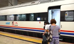 TCDD'den 15 Temmuz'a Özel YHT Giydirmesi: İrade Bizim Zafer Bizim