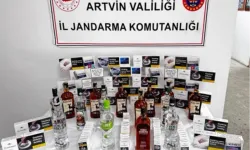 Artvin'de Jandarma 10 Kaçakçıyı Yakaladı, Ürünler Ele Geçirildi