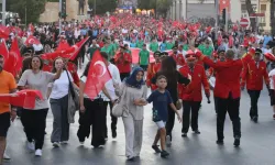 Balıkesir'de Zafer yürüyüşüne damga vuran anlar