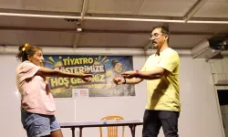 Çiğli'de Mahalle Tiyatro Günleri yüzlerce çocukla buluştu