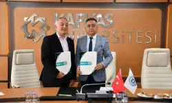 Kafkas Üniversitesi ile Türkiye Beyazay Derneği arasında 'Engelsiz Üniversite' iş birliği