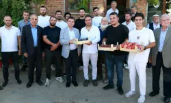 Bursa Osmangazi'de Yigitali Mahallesi'nde Başkan Aydın'a sevgi seli