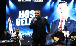 Çekmeköy'de horonlu gece... İsmail Türüt sahne aldı
