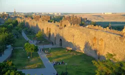 Diyarbakır Kalesi ve Hevsel Bahçeleri, medeniyetlerin izlerini taşıyor