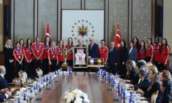 Erdoğan'dan Avrupa şampiyonu Filenin Sultanları'na kabul