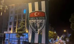 Kars'ta Yeşil-Beyaz çoşkusu: Sokaklar Kars 36 spor bayraklarıyla donatıldı