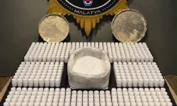 Malatya'da 3 ikamete uyuşturucu operasyonu: 2 gözaltı