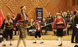 Seymen ve Bacıerenler 'Eşik' konserinde sahne aldı