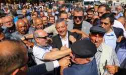 YENİ Parti Genel Başkanı Özgür Özel, Kars'ta halka hitap etti