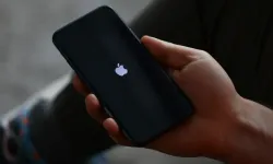 Yeni tanıtılan iPhone'ların ardından eski modellere de zam geldi
