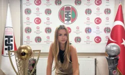 Zeynep Mestan, 22 yaşında Turgutluspor'un başına geçti