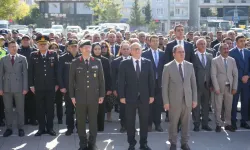Atatürk'ün Kars'a gelişinin 102. yılı törenlerle kutlandı