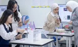 CGTN: Çin dünya genelinde kadınları güçlendirmek için dijital teknolojileri nasıl kullanıyor?