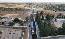 Şanlıurfa Birecik'te 40 kilometrelik grup yolunda asfalt çalışmaları tamamlandı