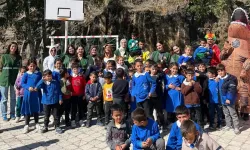 Yeşilay'dan köy okulunda çocuklara özel etkinlik