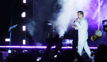Manisa Kültür Yolu'nda Ferhat Göçer'den unutulmaz gece