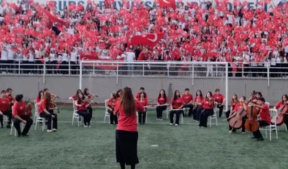 A Milli Takım marşını Bursalı öğrenciler besteledi... Bursalı 'Bizim Çocuklar' birinci seçildi
