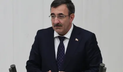 Cevdet Yılmaz: Türkiye ekonomisi küresel risklere rağmen dayanıklılığını koruyor