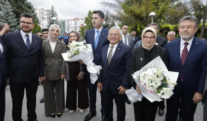 Bakanlar Kurum ve Yumaklı'dan Kayseri Büyükşehir Belediyesi'ne Ziyaret