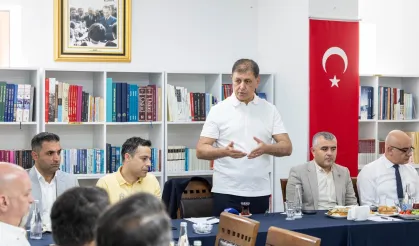 Başkan Tugay Kemeraltı Esnafını Dinledi: Çankaya Otoparkı Hakkında Açıklama Yaptı