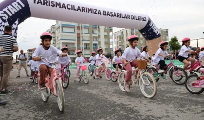 Bisiklet yarışı nefes kesti