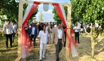 Ankara ATA Çiftliği'nde Büyükelçilerle İlk Hasat Şenliği