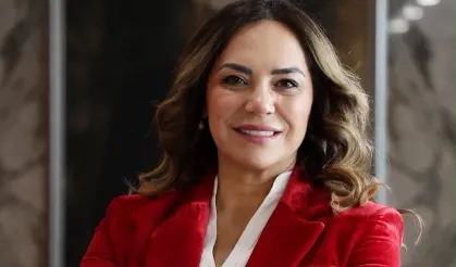 Candan Yüceer CHP'den istifa etti: 'Yeni bir yola çıkıyorum'