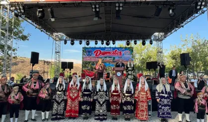 Ayaş Domates Festivali 2026 renkli görüntülerle başladı