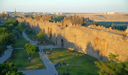 Diyarbakır Kalesi ve Hevsel Bahçeleri, medeniyetlerin izlerini taşıyor