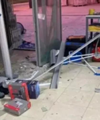 Şile Ağva'da işyerine patlayıcı saldırı!