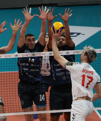 Bursa BBSK, Gaziantep Gençlik'i 3-1'le geçti